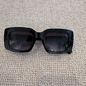 FRYE AND CO. Black Square Sunglasses
